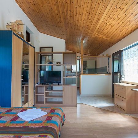 Apartments Kadum 25 Kadumi Room photo